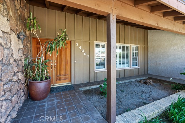Detail Gallery Image 2 of 23 For 34367 Avenue H, Yucaipa,  CA 92399 - 3 Beds | 2 Baths