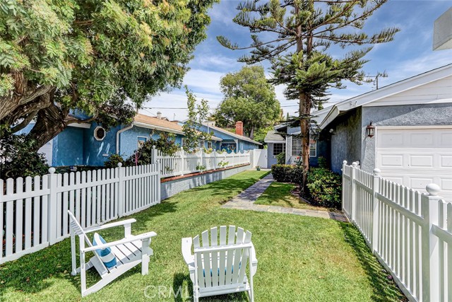 312 N Prospect Avenue, Redondo Beach CA: https://media.crmls.org/medias/a72095cb-2819-4aed-b057-29e6ed0b92ad.jpg