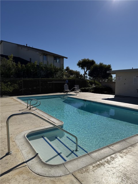 Detail Gallery Image 22 of 31 For 743 Calle Bahia, San Clemente,  CA 92672 - 2 Beds | 2 Baths
