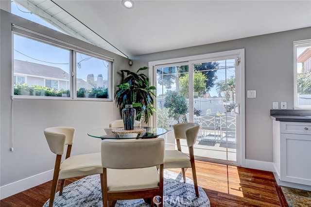 Detail Gallery Image 15 of 40 For 2230 Curtis, Redondo Beach,  CA 90278 - 3 Beds | 2 Baths