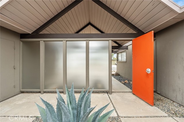 5112 E Valencia Drive, Orange CA: https://media.crmls.org/medias/a7226129-b499-4ec3-bdc2-2d9ec1639e98.jpg