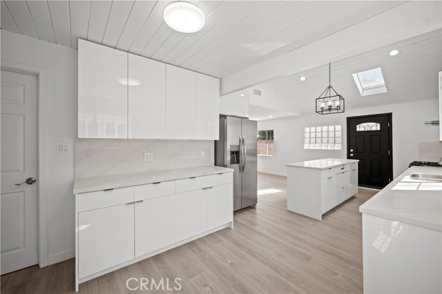 Detail Gallery Image 50 of 73 For 7445 Balcom Ave, Reseda,  CA 91335 - 4 Beds | 2 Baths