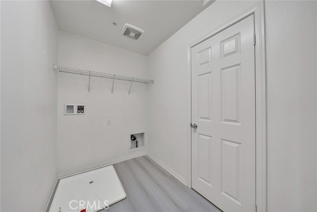 7265 Enclave Drive, Eastvale CA: https://media.crmls.org/medias/a72300bc-e5fa-43b5-a41e-58070556ba1f.jpg