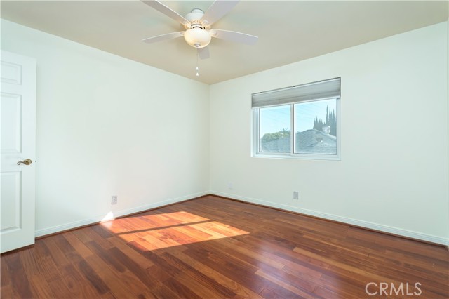 Detail Gallery Image 30 of 50 For 251 N Whitnall, Burbank,  CA 91505 - 4 Beds | 3 Baths