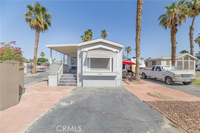 Detail Gallery Image 2 of 22 For 47340 Jefferson #252,  Indio,  CA 92201 - 1 Beds | 1 Baths