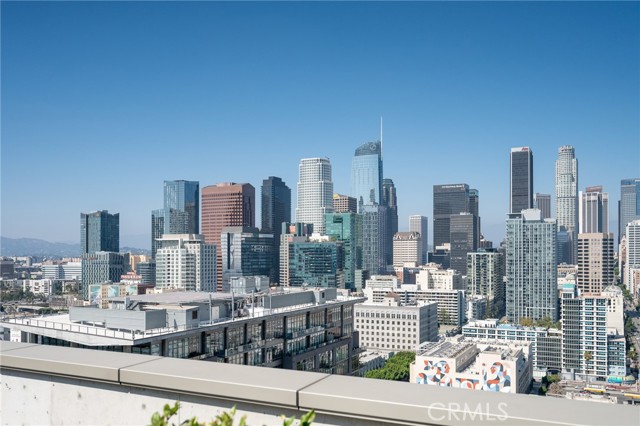 1155 South Grand Avenue, Los Angeles CA: https://media.crmls.org/medias/a7249ce0-9891-4fb6-9444-e0fa6592afeb.jpg