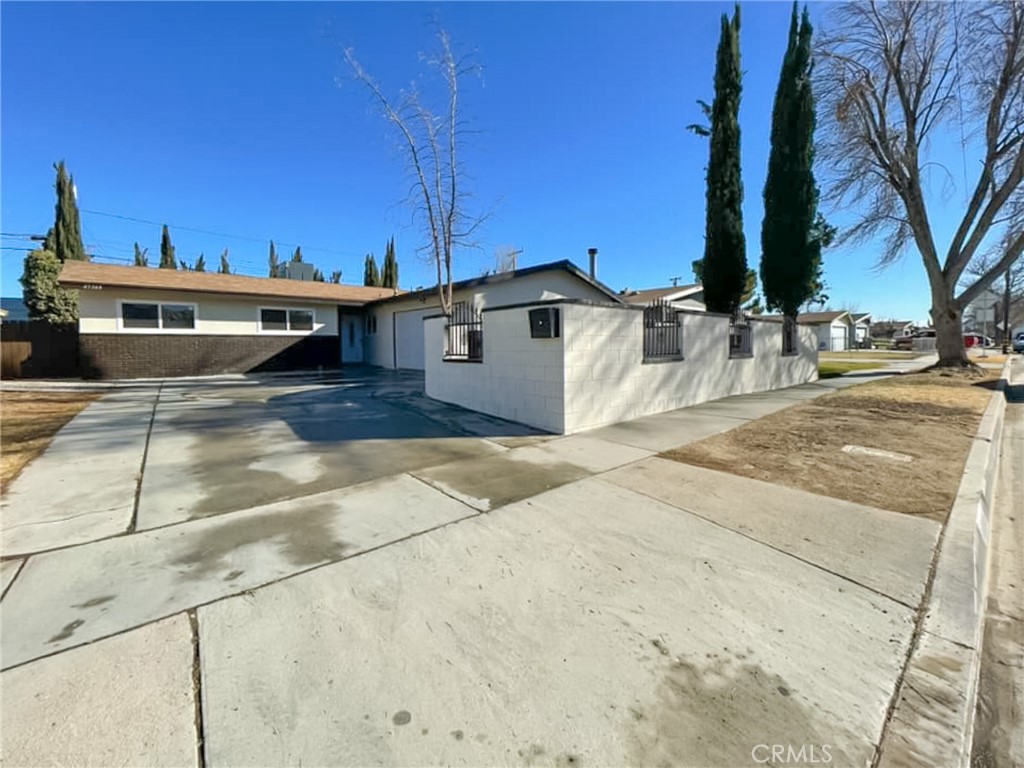 45348 17th Street W