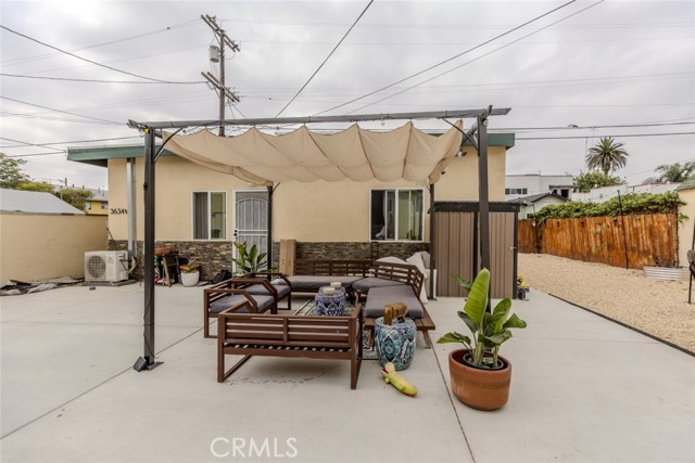 3632 W 59th Street, Los Angeles CA: https://media.crmls.org/medias/a724fd66-3465-4a2c-83fd-0f5ce97176e0.jpg