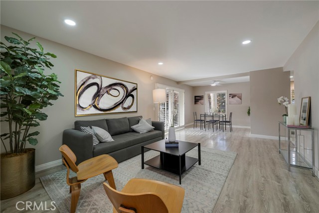 Detail Gallery Image 1 of 34 For 14222 Raintree Rd, Tustin,  CA 92780 - 3 Beds | 2 Baths