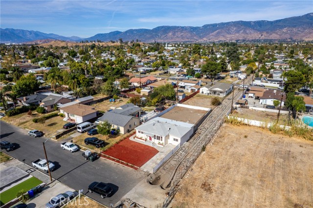 Detail Gallery Image 23 of 24 For 25596 Walker St, San Bernardino,  CA 92404 - 4 Beds | 2 Baths