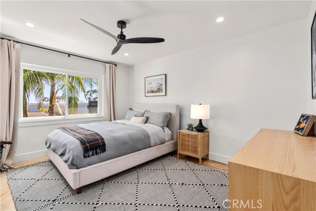 Detail Gallery Image 15 of 17 For 107 E Avenida San Juan, San Clemente,  CA 92672 - 4 Beds | 2 Baths