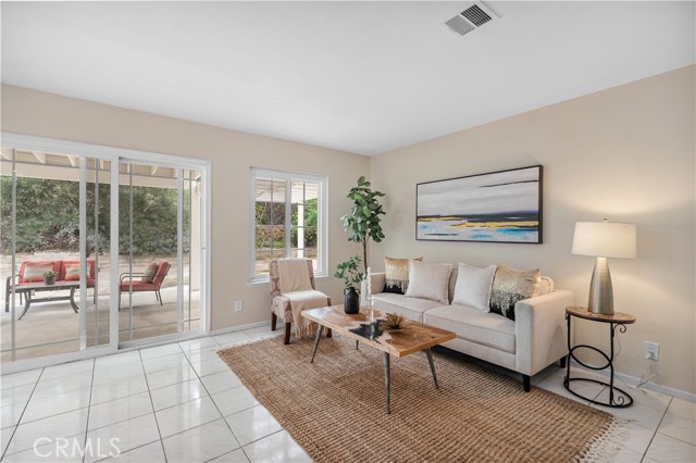 Detail Gallery Image 14 of 54 For 697 Farben Dr, Diamond Bar,  CA 91765 - 4 Beds | 3 Baths