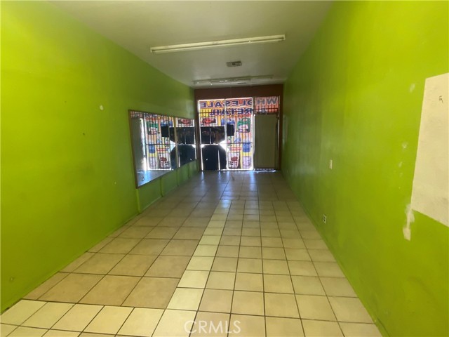 214 W Highland Avenue, San Bernardino, California 92405, ,Commercial Lease,For Rent,214 W Highland Avenue,CRIV25079036