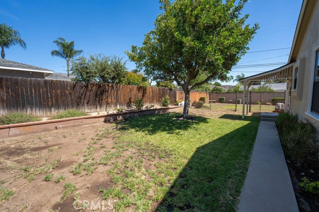 750 E Mountain View Avenue, Glendora CA: https://media.crmls.org/medias/a7263a6a-27d4-4cc6-8d4a-fa7a8c0c0123.jpg
