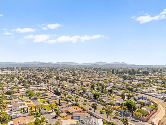 Detail Gallery Image 38 of 41 For 13540 Wilfrey Ave, La Mirada,  CA 90638 - 4 Beds | 2 Baths