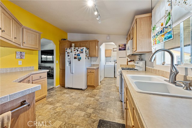 Detail Gallery Image 16 of 35 For 3210 Santa Maria Way #159,  Santa Maria,  CA 93455 - 3 Beds | 2 Baths