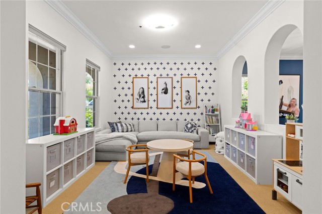 Image 23 of 48 For 15020 Applewood Court