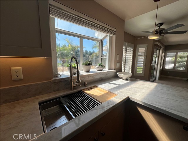 Detail Gallery Image 14 of 44 For 3480 Mountainside Cir, Corona,  CA 92882 - 4 Beds | 2/1 Baths