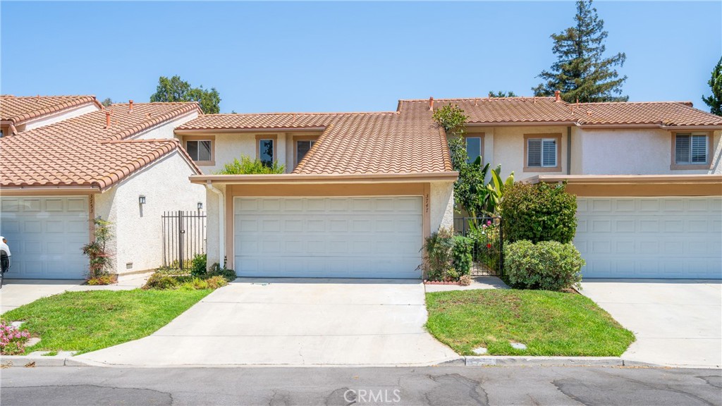 3747 Oak Glen Drive