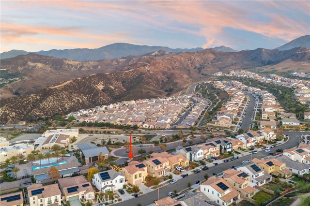 25140 Golden Maple Drive, Canyon Country CA: https://media.crmls.org/medias/a7297f03-be03-47be-8a86-dffc215feb76.jpg