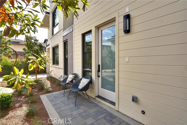Detail Gallery Image 3 of 18 For 189 S Allen Ave #1,  Pasadena,  CA 91106 - 4 Beds | 3/1 Baths