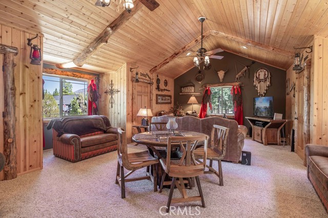 625 Cedar Glen Drive, Big Bear City CA: https://media.crmls.org/medias/a72a4258-8c07-49ac-ac22-be82ee31df40.jpg