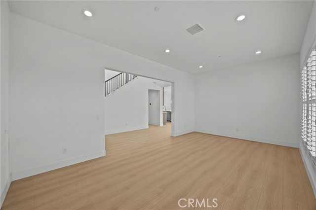 Detail Gallery Image 8 of 60 For 20638 W Deer Grass Ct Ct, Porter Ranch,  CA 91326 - 5 Beds | 5/1 Baths