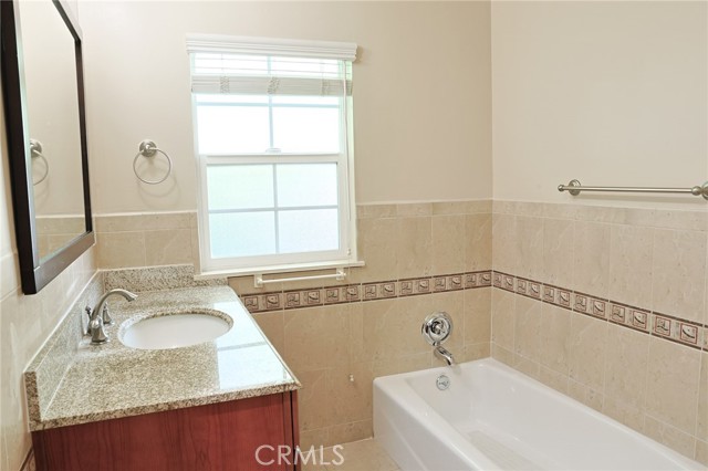 251 W Le Roy Avenue, Arcadia CA: https://media.crmls.org/medias/a72c4d68-d469-4443-bfd4-ad23332533a7.jpg