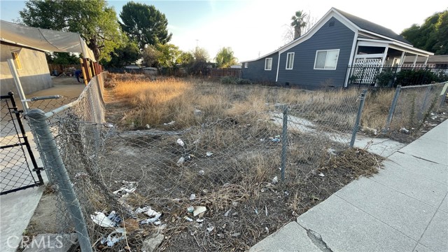 1431 W 5th Street, San Bernardino, California 92411, ,Land,For Sale,1431 W 5th Street,CREV24043633