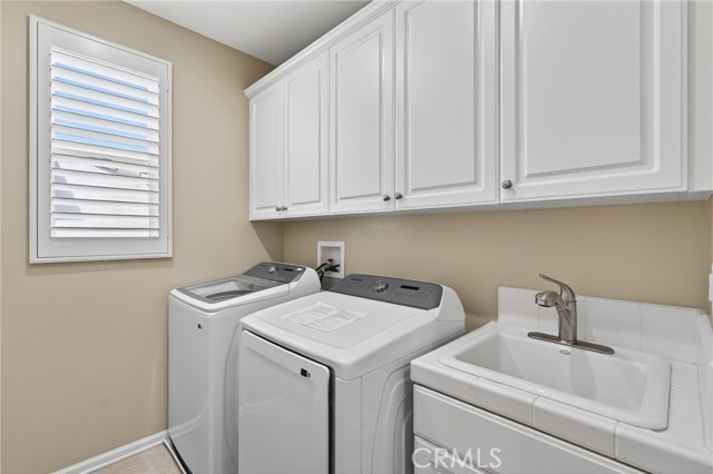Detail Gallery Image 44 of 67 For 11680 Cetona Way, Porter Ranch,  CA 91326 - 4 Beds | 4 Baths