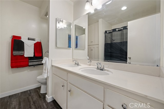 14506 Benefit Street, Sherman Oaks CA: https://media.crmls.org/medias/a72f3337-049b-4e6a-963d-182e6562c00c.jpg