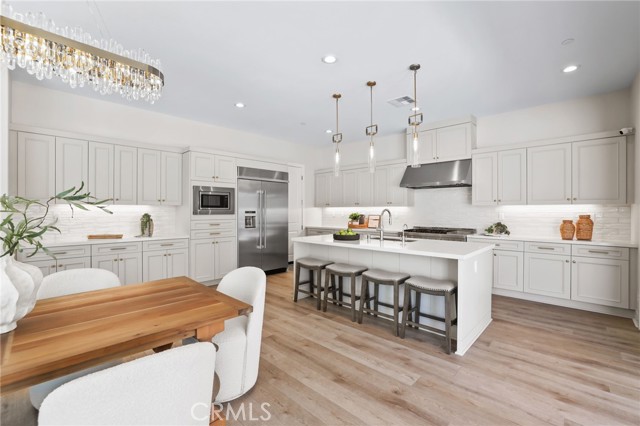 Detail Gallery Image 10 of 55 For 261 Huckleberry, Lake Forest,  CA 92630 - 5 Beds | 5/1 Baths