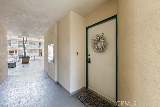 Detail Gallery Image 33 of 47 For 3665 E 1st St #202,  Long Beach,  CA 90803 - 2 Beds | 2 Baths