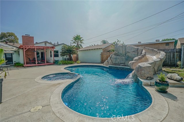 5027 N Garsden Ave, Covina, CA 91724