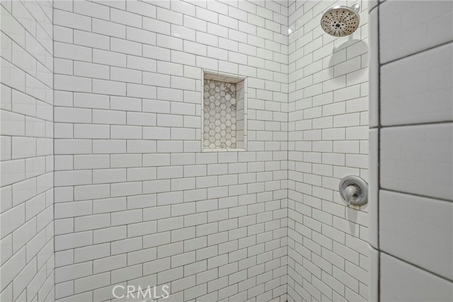 Detail Gallery Image 32 of 52 For 303 W 21st, Merced,  CA 95340 - 3 Beds | 2 Baths