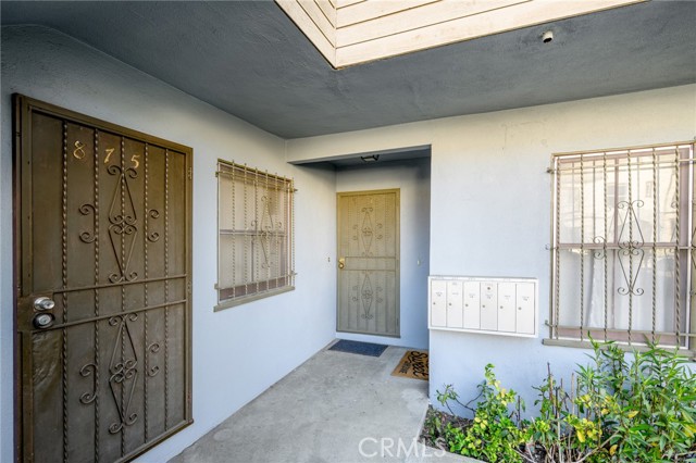 Image 2 for 871 N Hoover St, Los Angeles, CA 90029