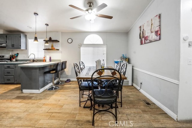 Detail Gallery Image 7 of 31 For 1855 E Riverside Dr #110,  Ontario,  CA 91761 - 3 Beds | 2 Baths