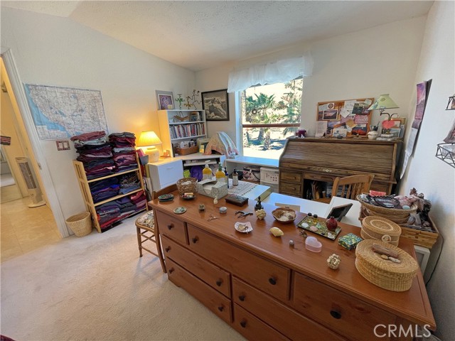 Detail Gallery Image 9 of 20 For 204 Downey Rd, –,  CA 92389 - 2 Beds | 1 Baths