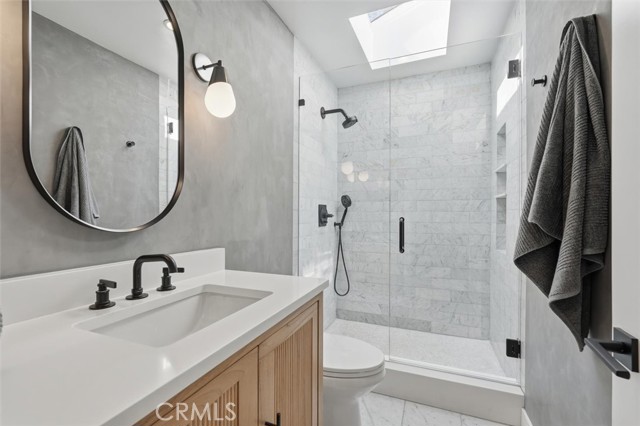 Detail Gallery Image 19 of 29 For 4149 via Solano, Palos Verdes Estates,  CA 90274 - 4 Beds | 3 Baths