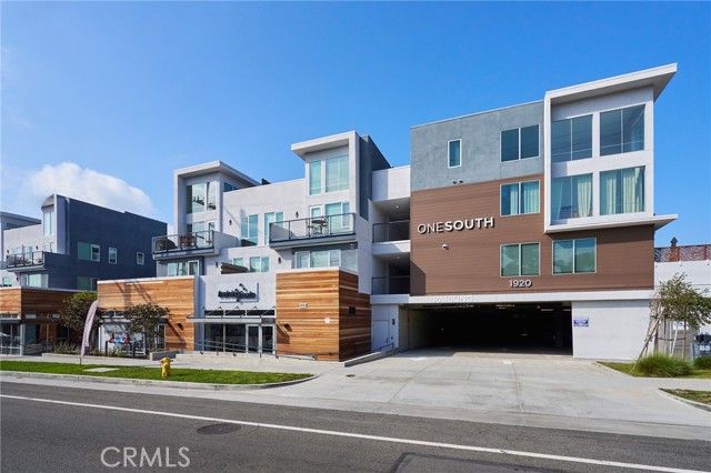 1920 South Pacific Coast Highway, Redondo Beach, California 90277, 3 Bedrooms Bedrooms, ,3 BathroomsBathrooms,Residential,Sold,South Pacific Coast Highway,PV23180320