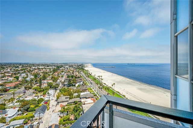 Detail Gallery Image 10 of 29 For 2999 E Ocean Bld #1940,  Long Beach,  CA 90803 - 2 Beds | 2 Baths