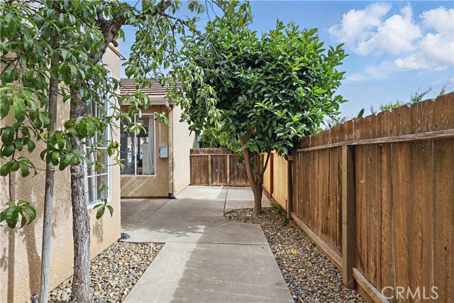 Detail Gallery Image 49 of 50 For 1958 Fall Brook Ct, Merced,  CA 95340 - 4 Beds | 3 Baths