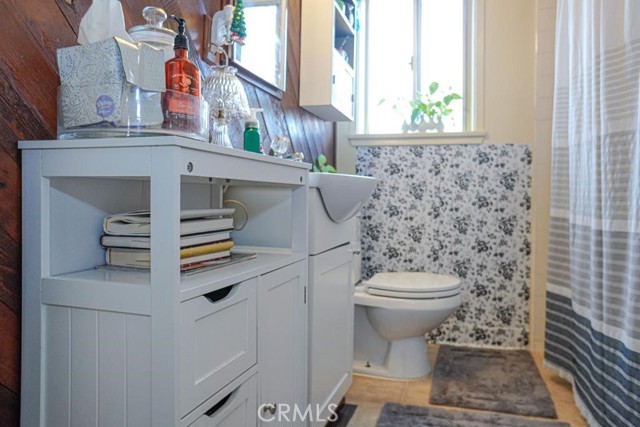 3915 E 11th Street, Long Beach CA: https://media.crmls.org/medias/a733773a-2596-4001-b599-eca6f4f650e5.jpg