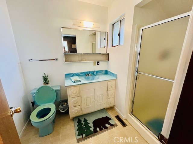 470 Dunant Drive, Crestline CA: https://media.crmls.org/medias/a734171f-ef7e-409f-b55d-504210d1e5b3.jpg