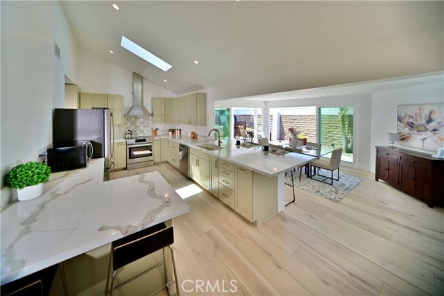 Detail Gallery Image 18 of 39 For 21651 Hilaria, Huntington Beach,  CA 92646 - 3 Beds | 2 Baths