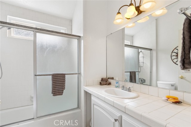 Detail Gallery Image 16 of 22 For 423 Carnation Ave #1/2,  Corona Del Mar,  CA 92625 - 2 Beds | 2 Baths