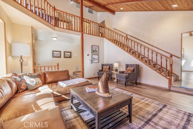 42756 Tannenbaum Platz, Big Bear Lake CA: https://media.crmls.org/medias/a7346c56-3190-4f22-836e-f5e328ea335a.jpg