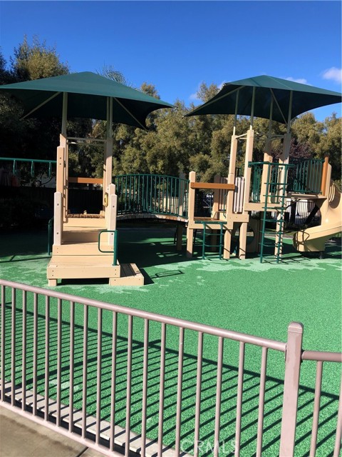 Detail Gallery Image 39 of 44 For 25056 Driftoak, Murrieta,  CA 92562 - 3 Beds | 2/1 Baths