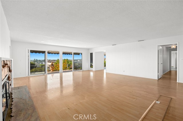 Detail Gallery Image 12 of 40 For 1727 Galatea Ter, Corona Del Mar,  CA 92625 - 3 Beds | 2 Baths