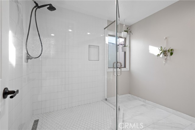 Detail Gallery Image 28 of 55 For 337 Avenida Granada, Long Beach,  CA 90814 - 3 Beds | 2/1 Baths